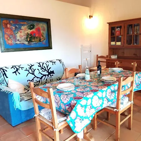 Stefy Porto Taverna Cala Ghjlgolu * Monte Petrosu